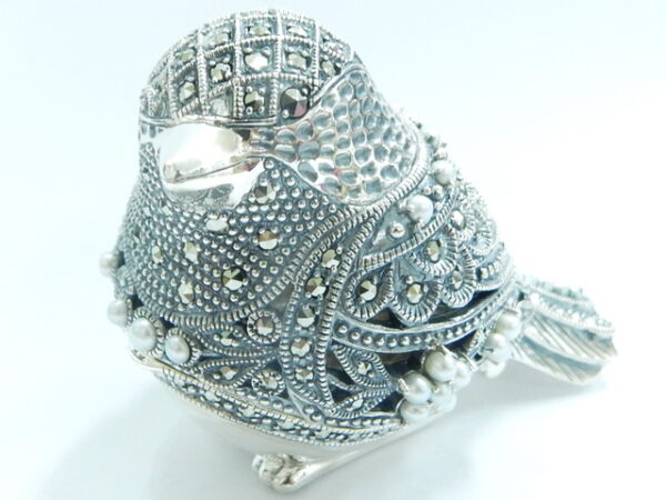 SILVER 925 BIRD ORNAMENT WITH MARCASITES AND PEARLS