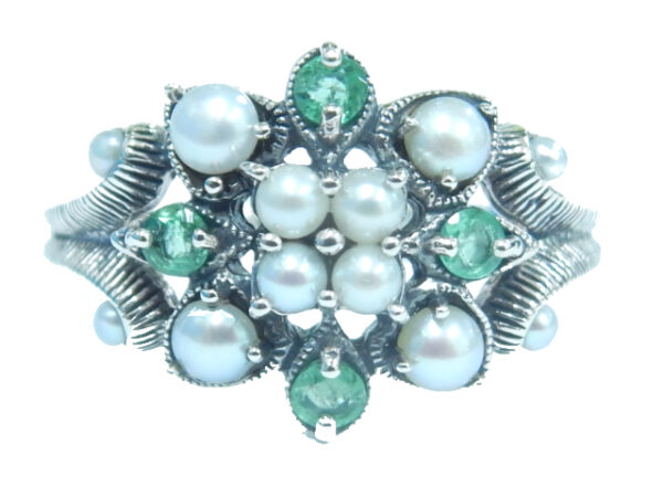 SILVER 925 RING WITH PEARLS AND EMERALDS
