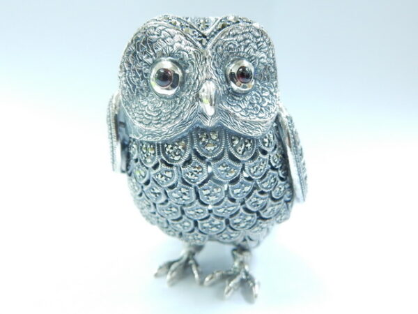 SILVER 925 ORNAMENT WITH MARCASITE AND GARNET