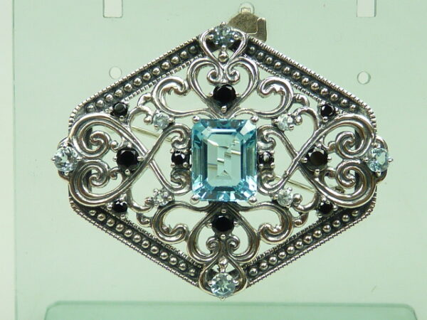 925 SILVER BROOCH & PENDANT WITH BLACK SPINEL AND SKYBLUE TOPAZ