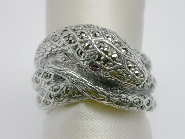 SILVER 925 RING WITH RUBY AND MARCASITE
