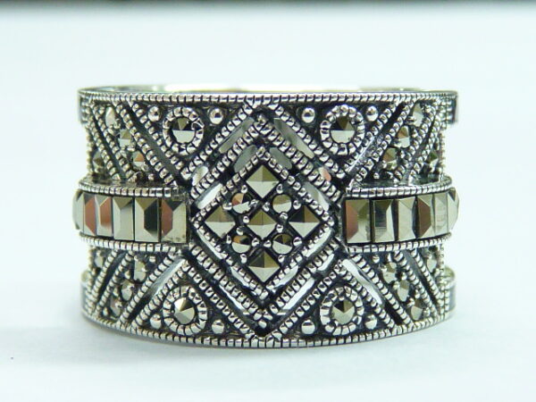 SILVER 925 RING WITH MARCASITE