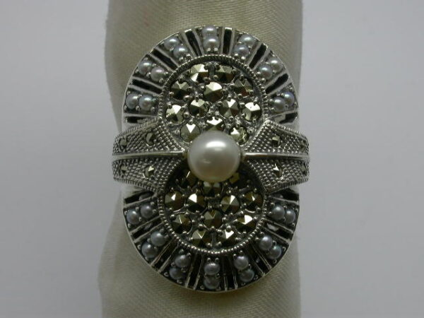 SILVER 925 RING WITH MARCASITE AND PEARL