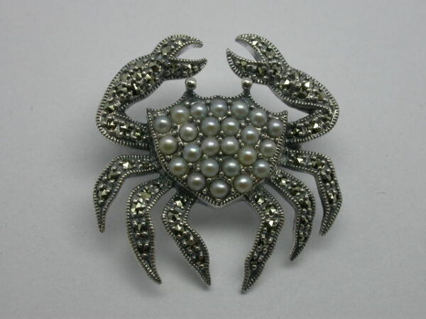 SILVER 925 BROOCH WITH MARCASITE AND PEARL