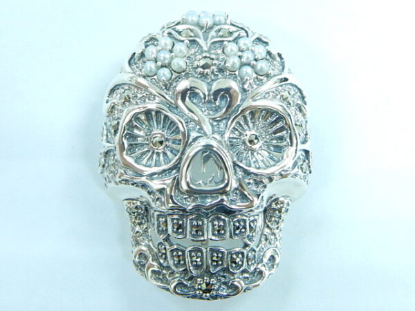 SILVER 925 MARDI GRAS SKULL BROOCH WITH MARCASITE AND PEARL