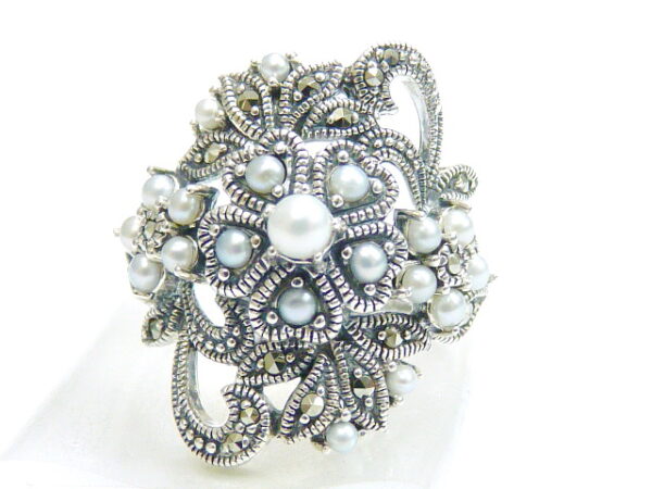 SILVER 925 RING WITH MARCASITE AND PEARL