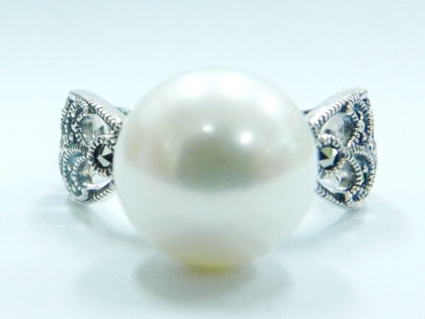 SILVER 925 RING WITH MARCASITE AND PEARL