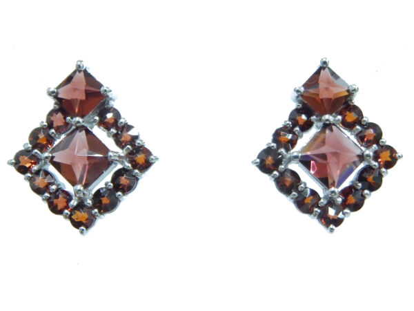 RHODIUM PLATED SILVER 925 EARRING WITH GARNET