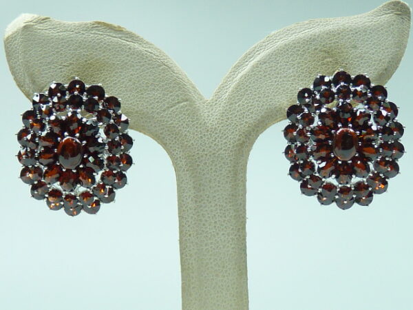 SILVER 925 RHODIUM PLATED EARRING WITH  GARNET