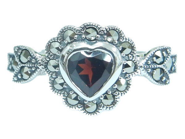 SILVER 925 RING WITH MARCASITE AND GARNET