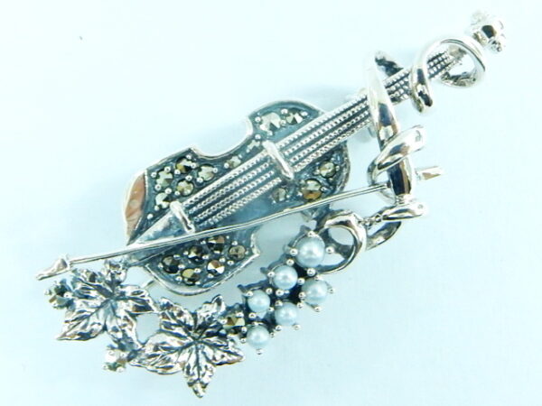 SILVER 925 BROOCH & PENDANT WITH MARCASITE AND PEARL