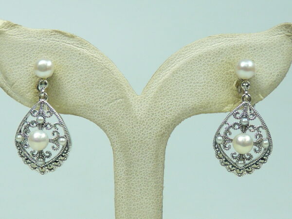 SILVER 925 EARRING WITH MARCASITE AND PEARL