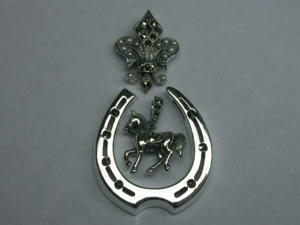 Fleurs-De-Lys, Horse, Horseshoe Silver Pendant Set