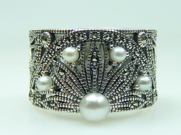 SILVER 925 RING WITH MARCASITE AND PEARL