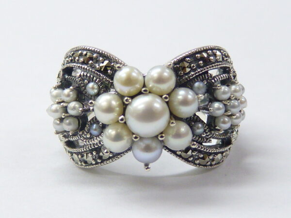 SILVER 925 RING WITH MARCASITE AND PEARL