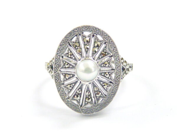 SILVER 925 RING WITH MARCASITE AND PEARL