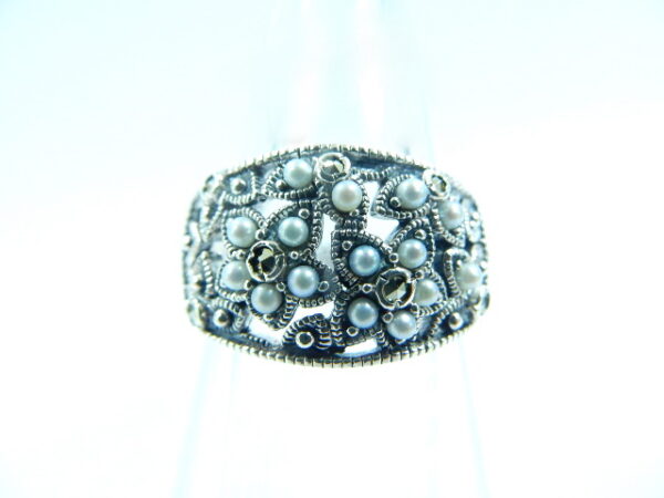 SILVER 925 RING WITH MARCASITE AND PEARL