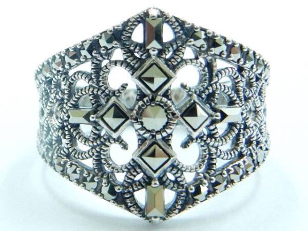 SILVER 925 RING WITH MARCASITE