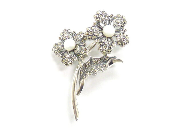 SILVER 925 BROOCH WITH MARCASITE AND PEARL