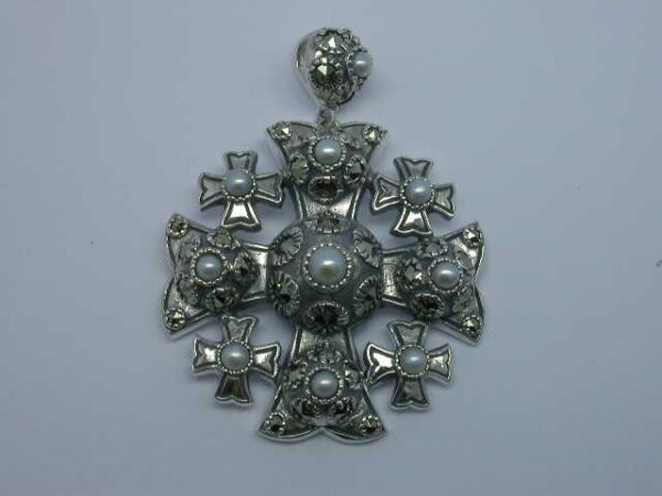 925 SILVER PENDANT WITH MARCASITE AND PEARL
