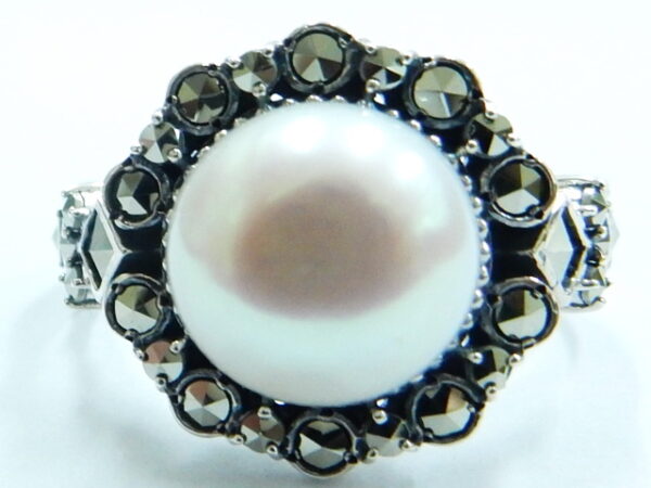 SILVER 925 RING WITH MARCASITE AND PEARL
