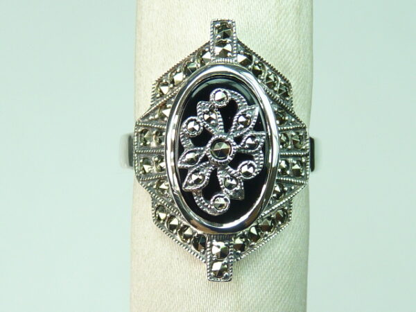 SILVER 925 RING WITH MARCASITE AND ONYX