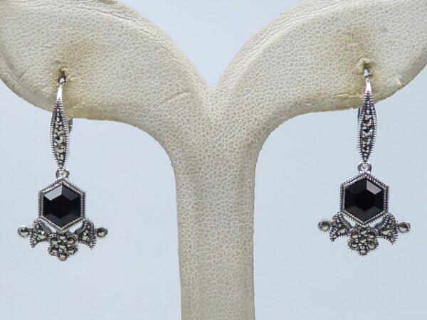 925 SILVER EARRING WITH MARCASITE AND ONYX