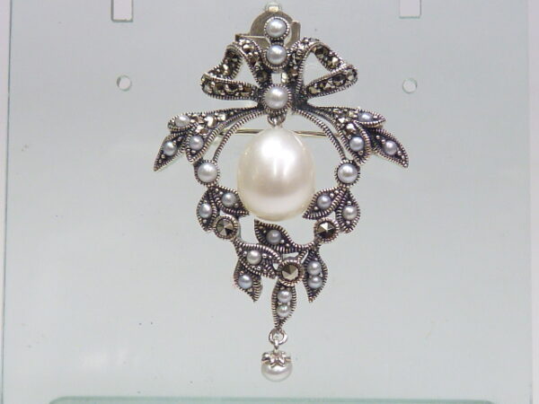 SILVER 925 BROOCH & PENDANT WITH MARCASITE AND PEARL