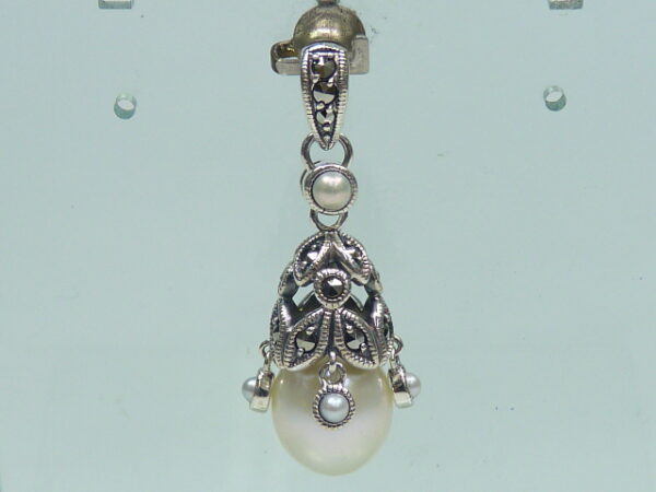 SILVER 925 PENDANT WITH MARCASITE AND PEARL
