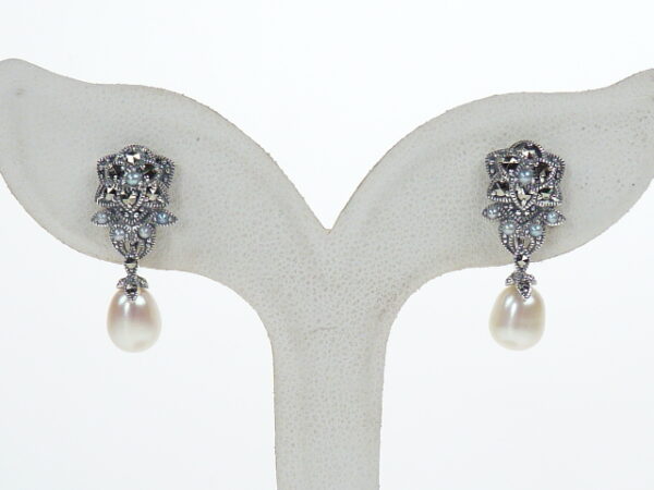 SILVER 925 EARRING WITH MARCASITE AND PEARL