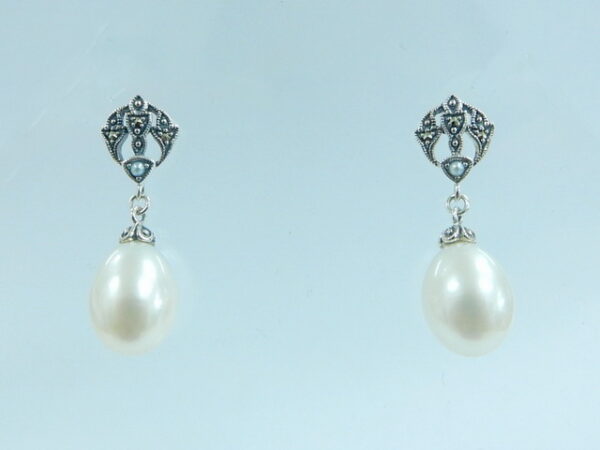SILVER 925 EARRING WITH MARCASITE AND PEARL